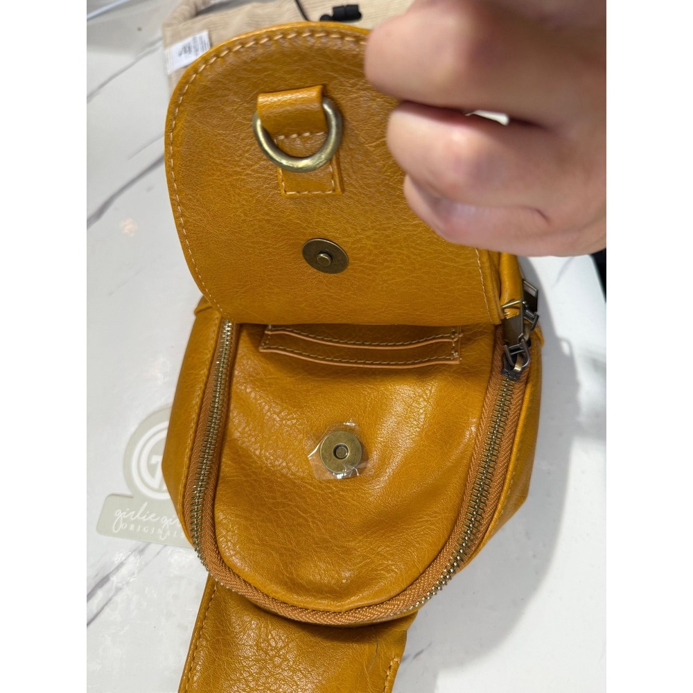 Girlie Girl Originals Lilly Crossbody Sling Bag Vegan Leather Mustard Yellow NWT - Picture 5 of 6